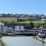 Fabulous 1 Bed Harbour-side With Balcony * Whitehaven