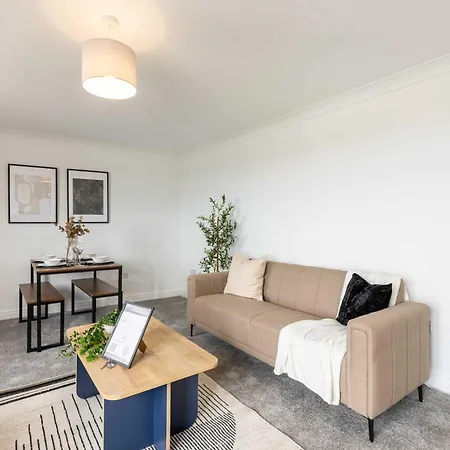 Apartament Fabulous 1 Bed Harbour-side With Balcony *