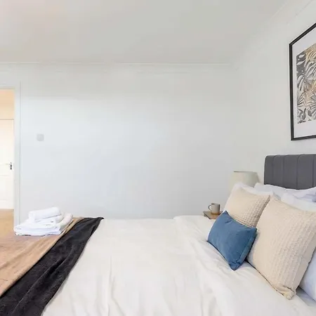 Apartman Fabulous 1 Bed Harbour-side With Balcony