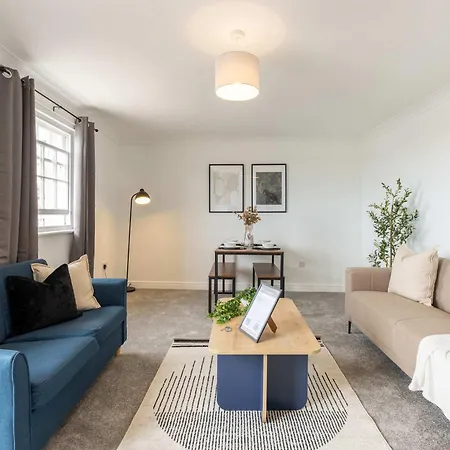 Fabulous 1 Bed Harbour-side With Balcony * Whitehaven